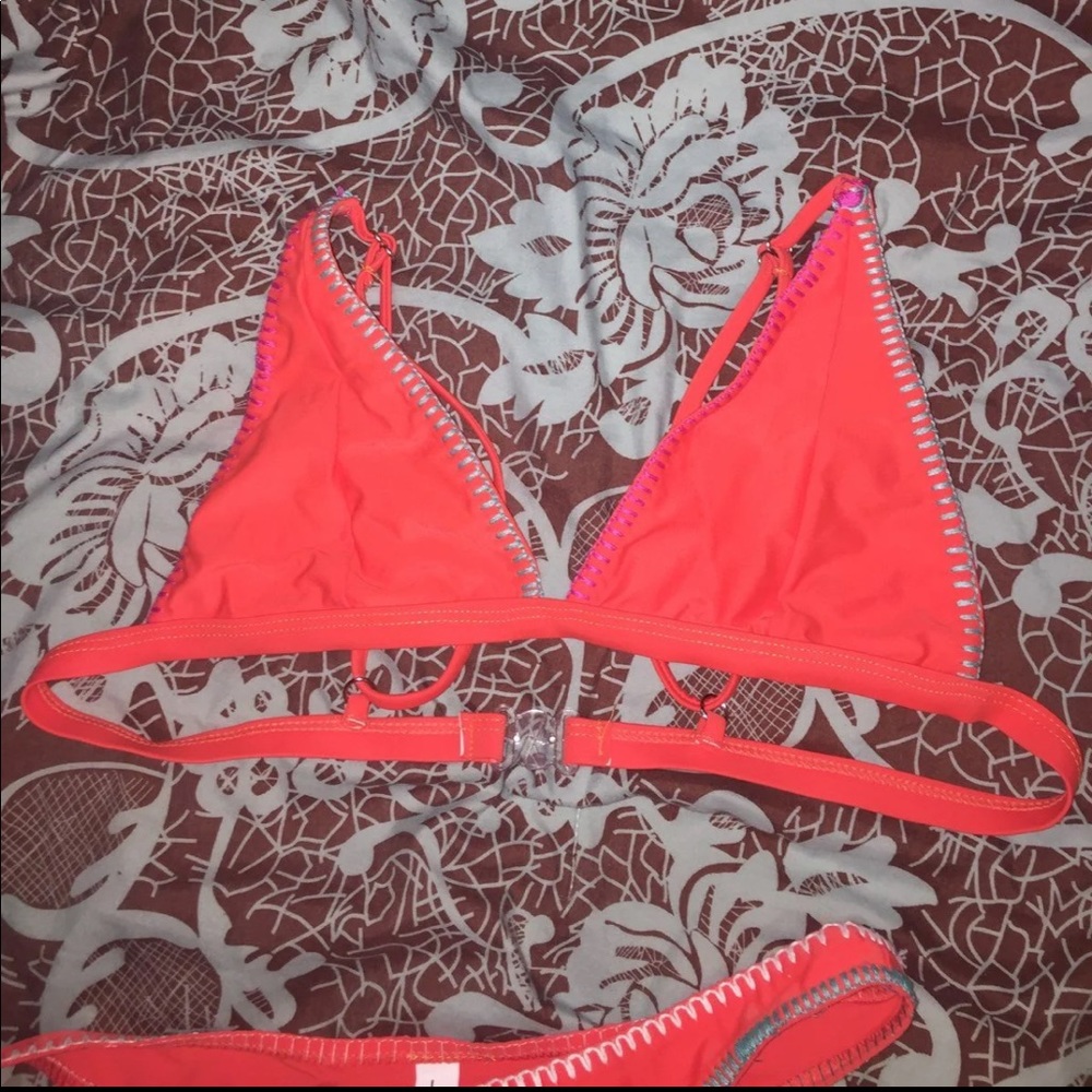 Bikini Set - Picture 3 of 4